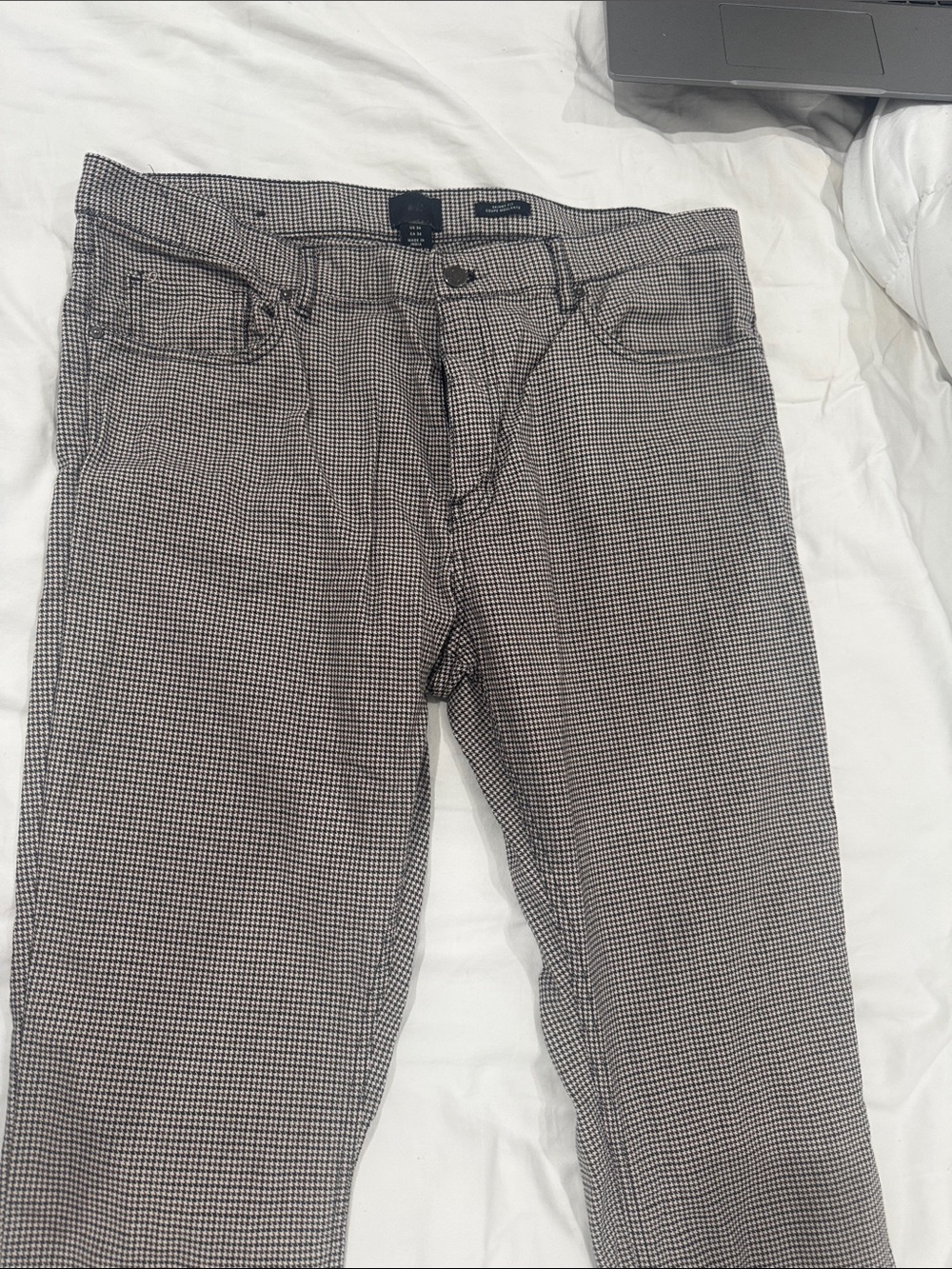 H&M Black & White Mini Houndstooth Chinos